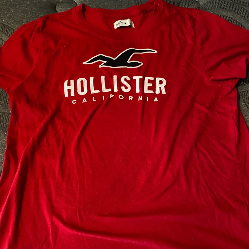 Hollister T-shirt